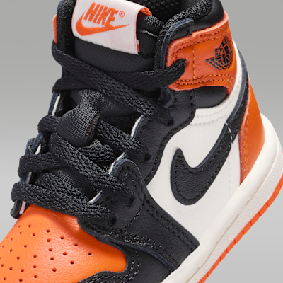 その他 Nike baby Jordan 1 RETRO HIGH OG 15cm Baby Jordan 1 Retro High OG sneakers in multicoloured - Nike